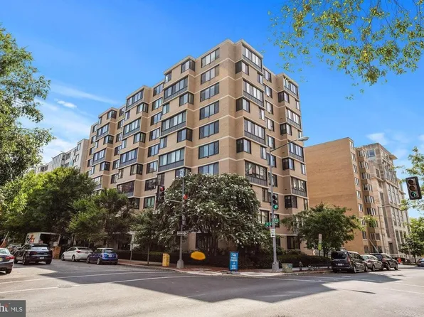 2030 F St NW, Washington, DC