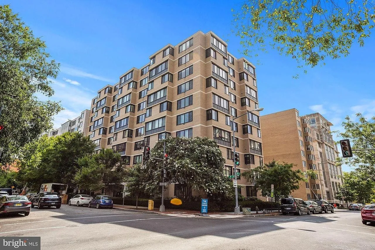 2030 F St NW APT 802 photo 1