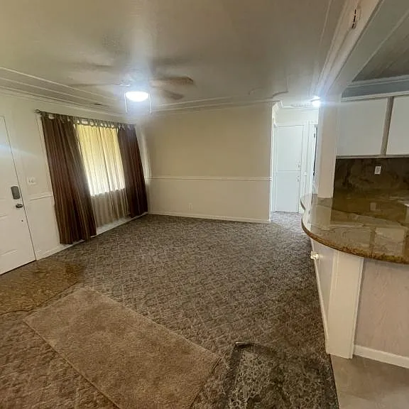 2145 Lombard St — Photo 11