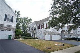 1st image of 145 Arboretum Dr #145