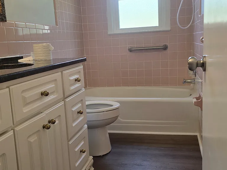 110 Meadowbrook Dr — Photo 12