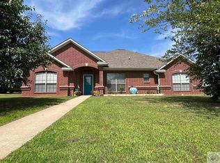 450 Meadowridge Cir, Texarkana, AR 71854