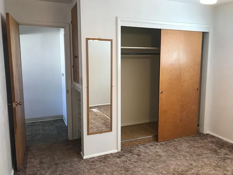 1805 N Harrison Blvd — Photo 8