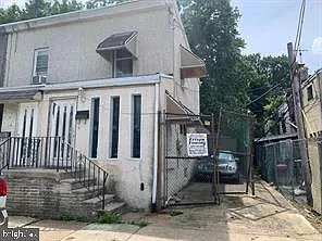 2070 E Haines St — Photo 5