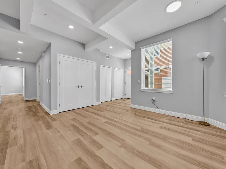 2016 - 2020 Dwight Way — Photo 21
