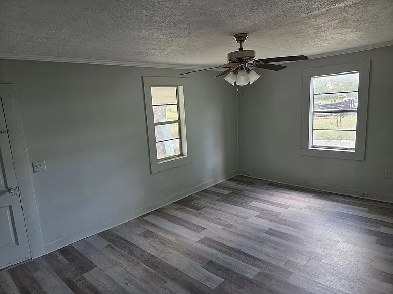 407 Orange St — Photo 4