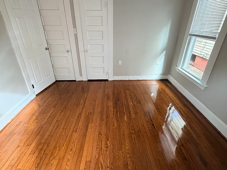 180 Gilbert Ave #A — Photo 11