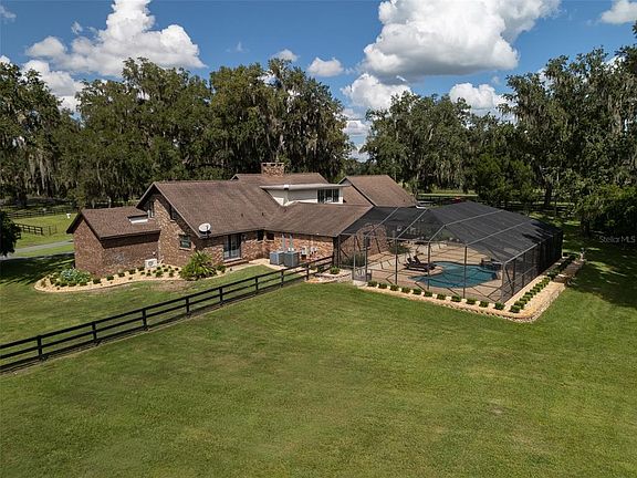 5th image of 7536 NW 90TH AVENUE