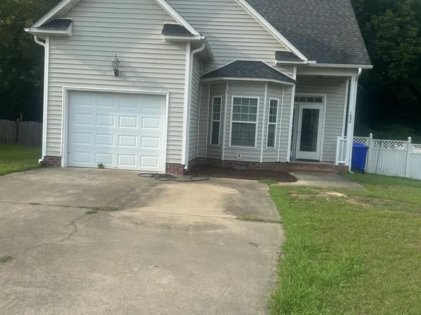 1004 Bristolmoor Dr, Winterville, NC 28590