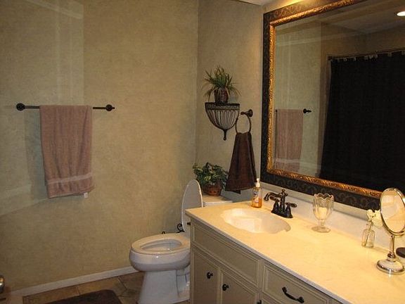 2nd image of 101 Paisano Dr