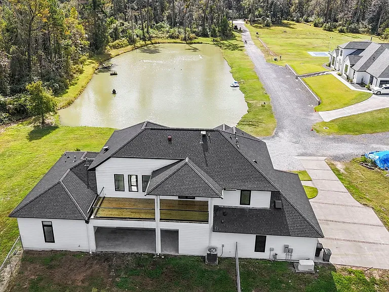 9825 Fawn View Dr — Photo 56