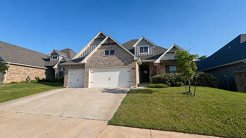 8216 Poplar Dr Photo 1