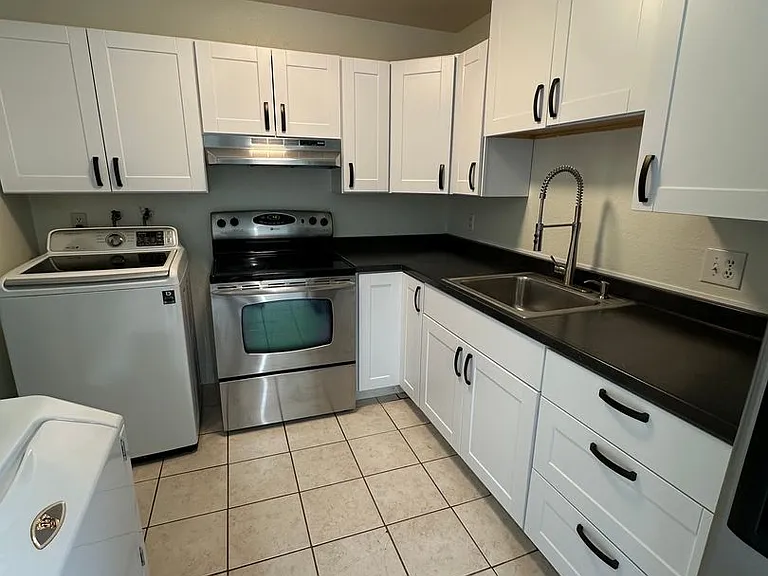 768 N Redwood Rd #12 — Photo 10