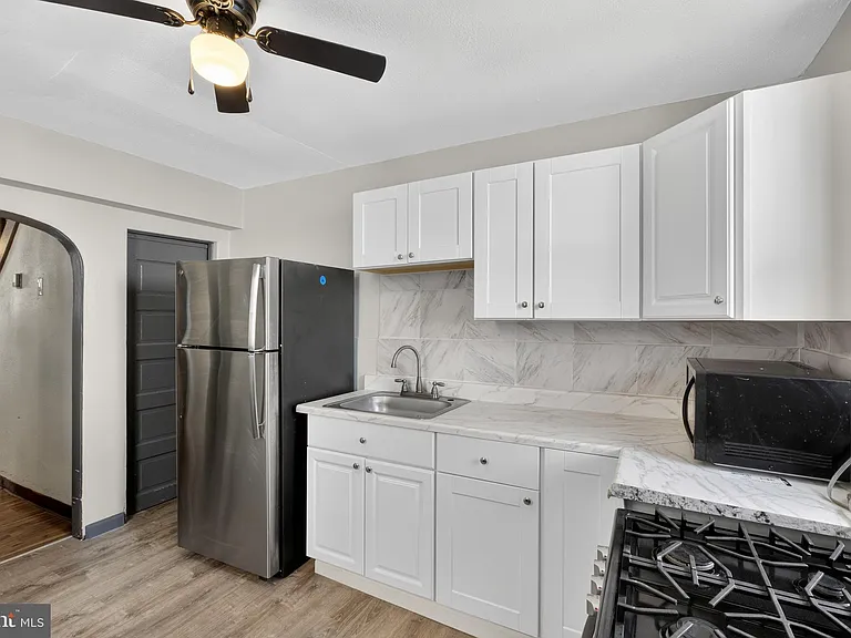 3324 N Philip St — Photo 7
