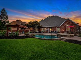 5501 S 44th St, Rogers, AR 72758