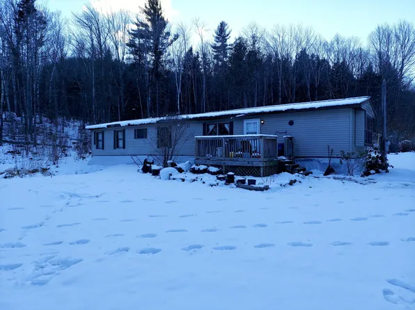 4 Mitchell Brook Road, Temple, ME 04984