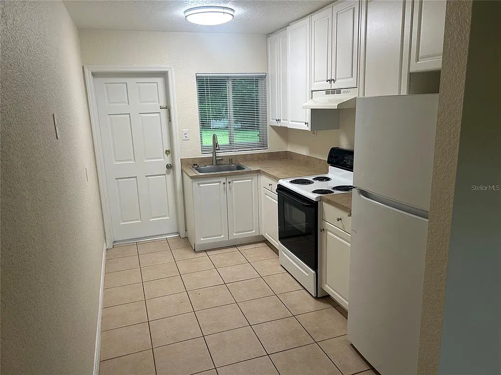 2 bed, 1.0 bath, 650 sqft, $1,150 — Photo 4