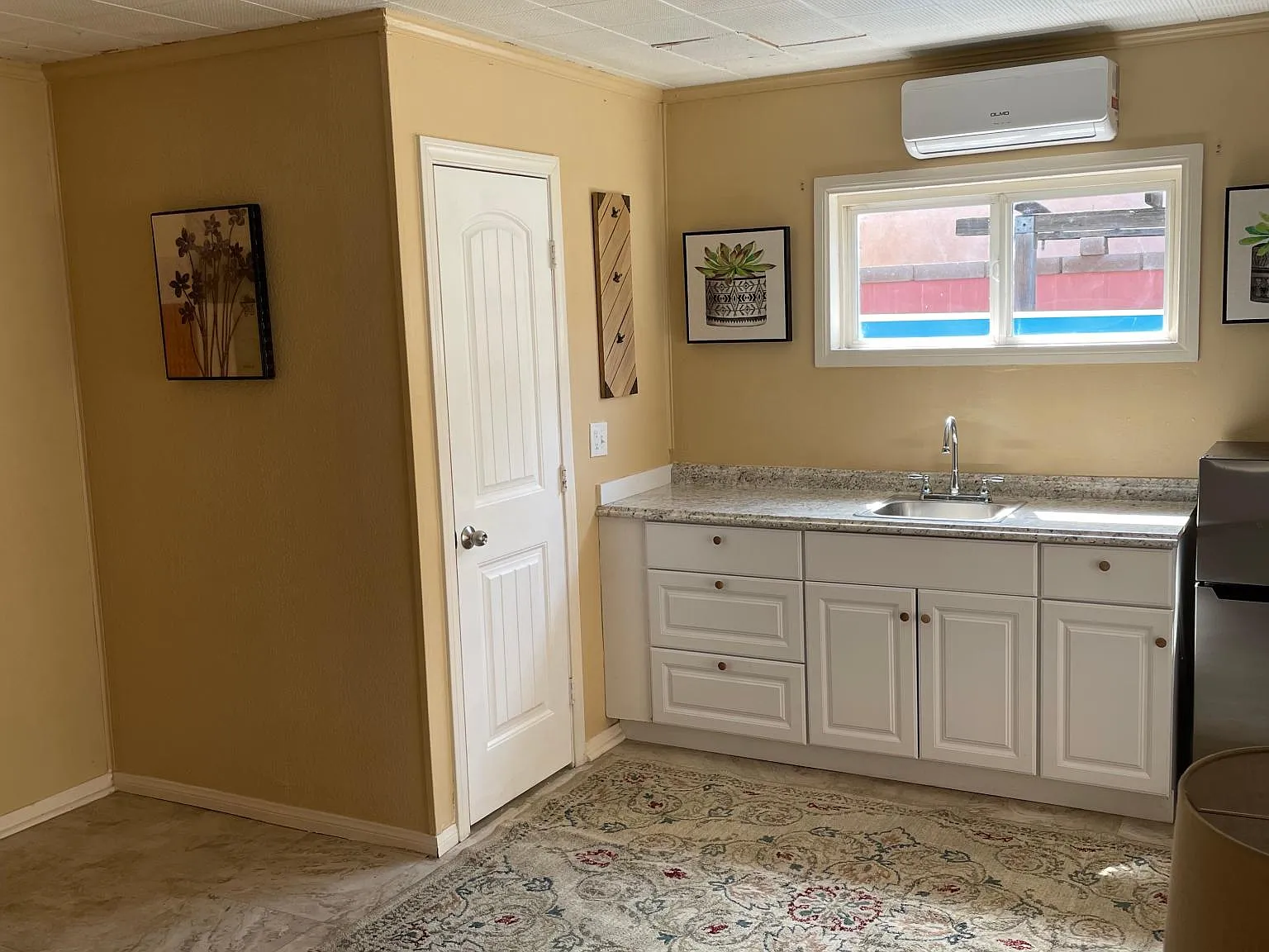 Studio, 1.5 bath, 500 sqft, $1,200 — Photo 2