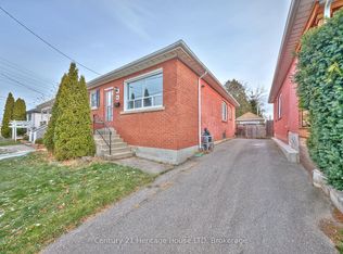 78 Rodman St, Saint Catharines, ON L2R 5E2