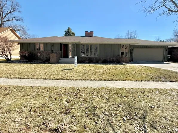 2625 Woodland Dr, Fort Dodge, IA 50501