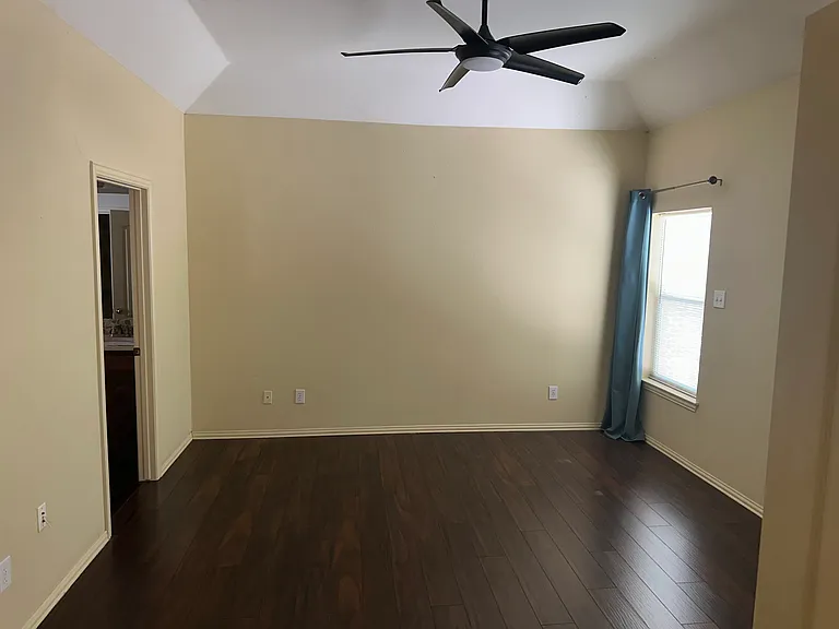 1841 Bachman Ct — Photo 9