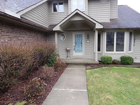 3rd image of 2535 Capeside Dr