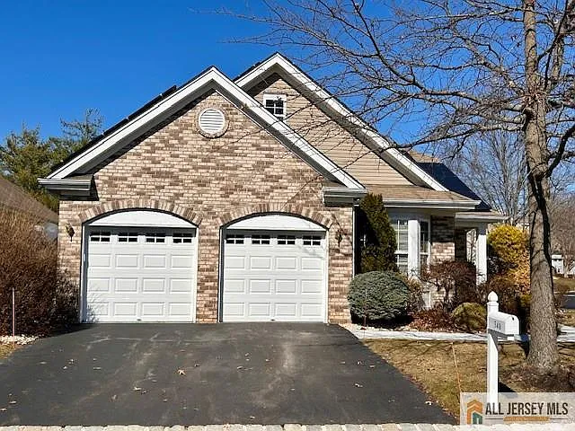 540 Becca Way photo 1