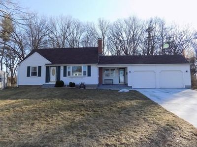 36 Vernon Rd, Enfield, CT, 06082