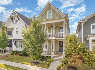 528 Old Piedmont Cir, Chapel Hill, NC 27516