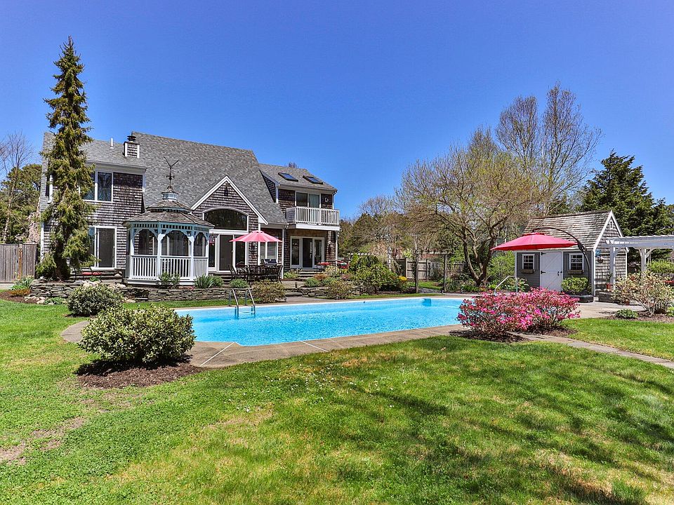 7 Polaris Drive, Mashpee, MA 02649 Zillow