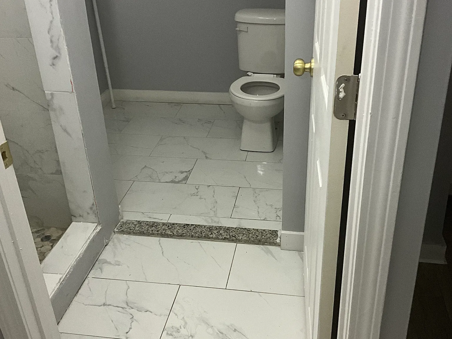 1 bed, 900 sqft, $1,600 — Photo 2