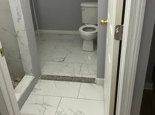 927 Douglas Ave, Providence, RI 02908
