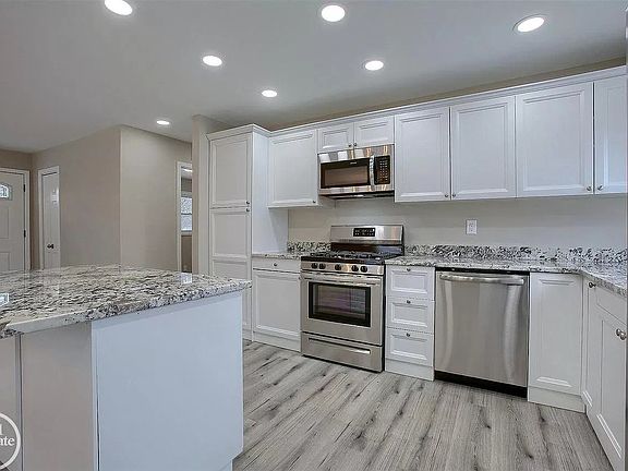 2nd image of 47705 Roland St