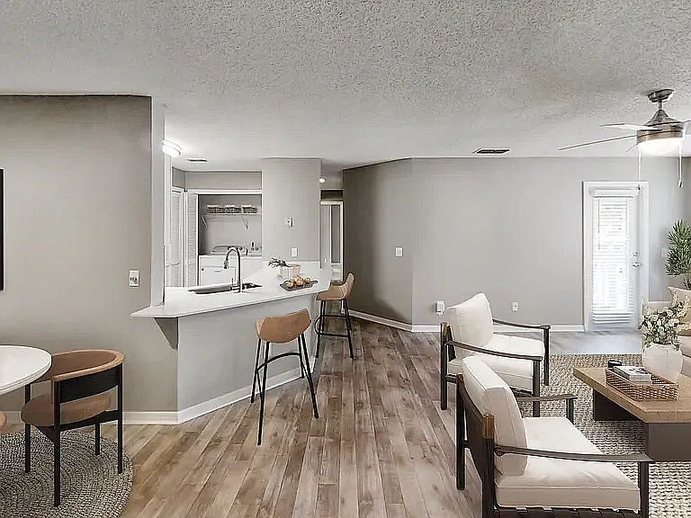 Southside Villas — Photo 20