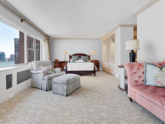 5th image of 16 Sutton Pl APT 9C