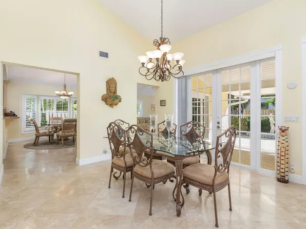 109 Lighthouse Drive, Jupiter Inlet Colony, FL 33469