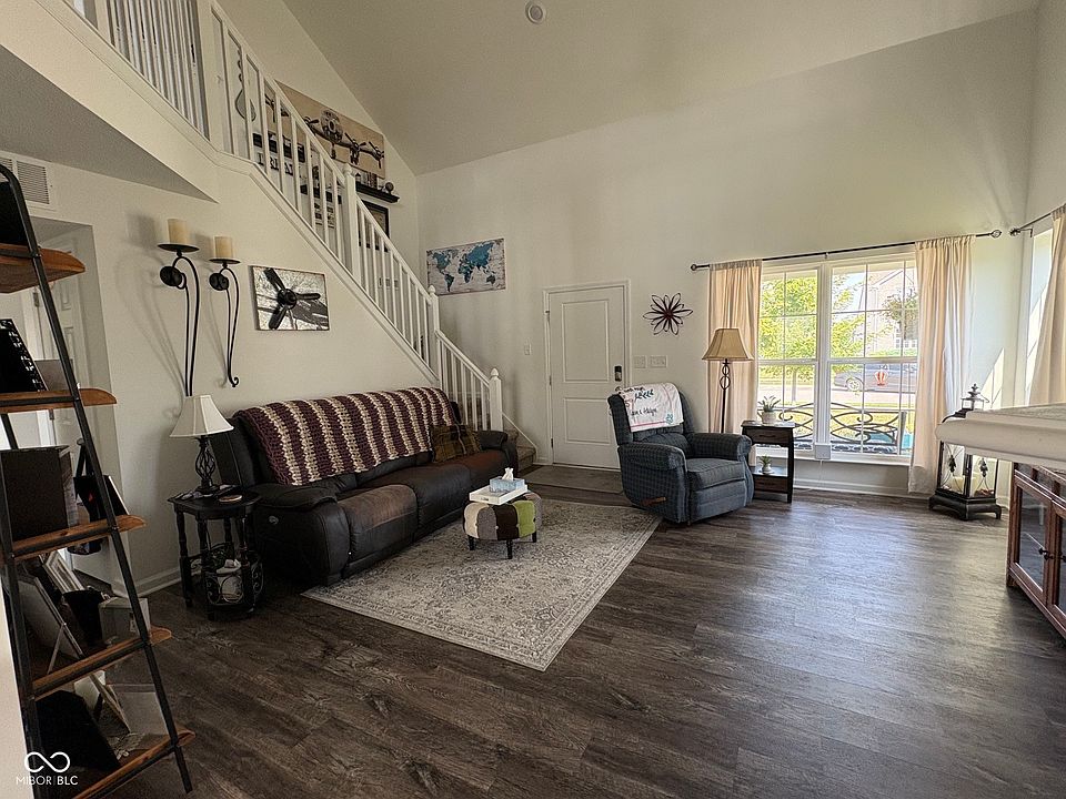 1st image of 5335 Maywood Dr