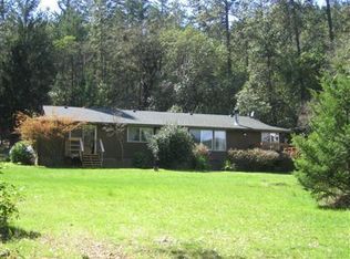 1475 W Evans Creek Rd, Rogue River, OR 97537