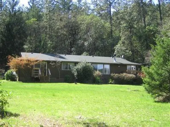 1475 W Evans Creek Rd, Rogue River, OR 97537