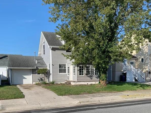 218 N Rosborough Ave, Ventnor, NJ 08406