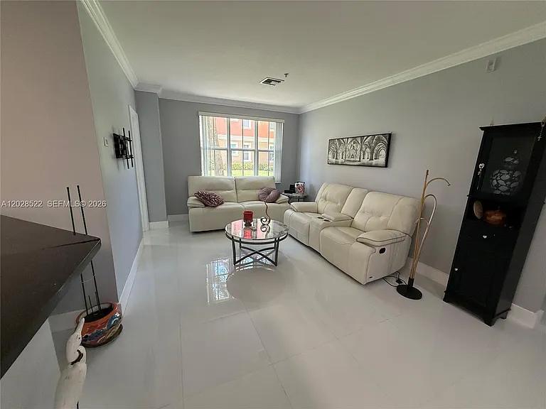 4704 SW 160th Ave #215 — Photo 7
