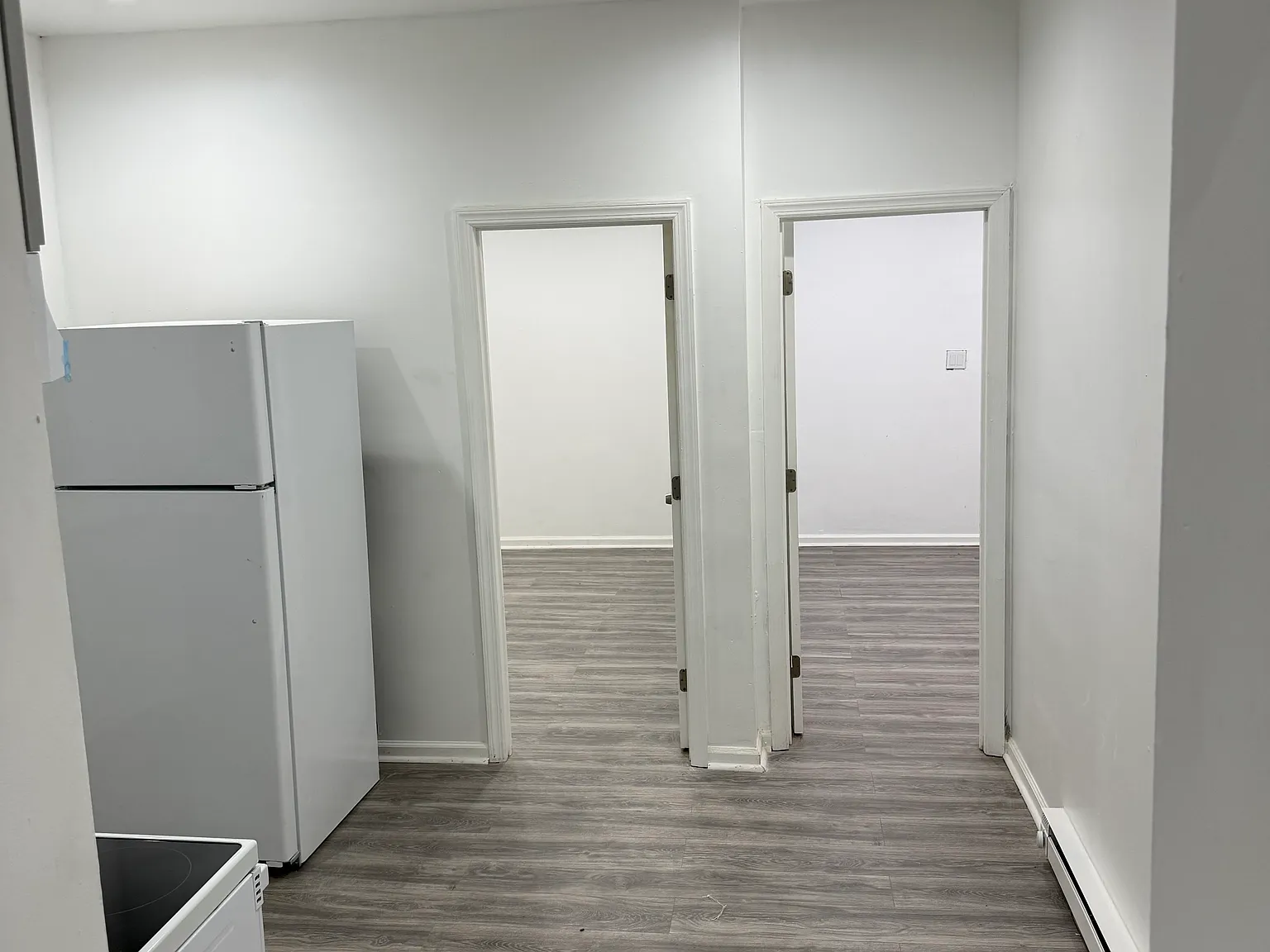 2 bed, 800 sqft, $1,400 — Photo 3