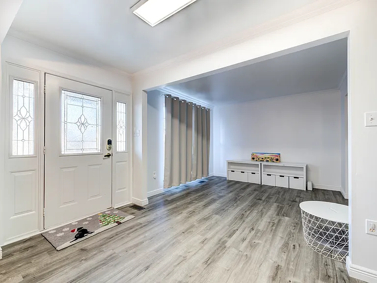 18 Pineview Valley Ct — Photo 8