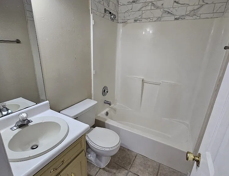 230.5 Lanier Dr #122 — Photo 11