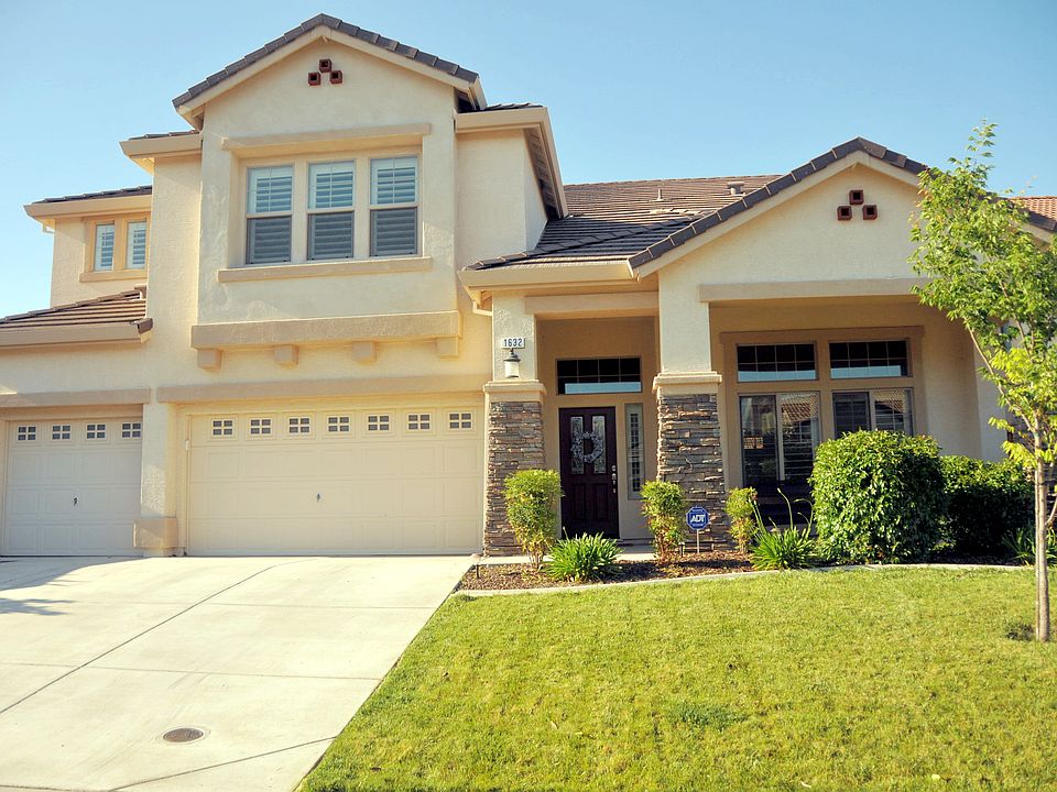 1st image of 1632 Sevilla Dr