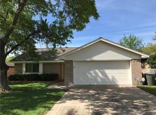 3605 Sierra Dr, Bryan, TX 77802