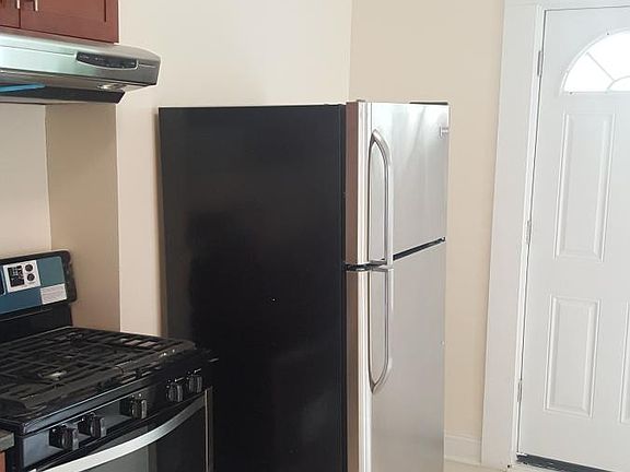 2nd image of 290 Woodworth Ave 2n #2N