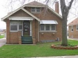 1073 Brown Ave, Galesburg, IL 61401