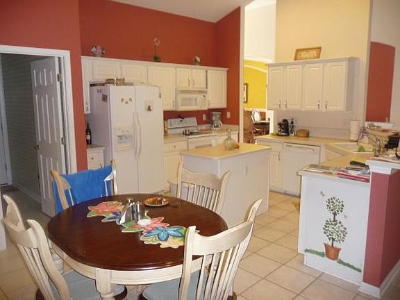 3rd image of 3493 Indian Creek Blvd