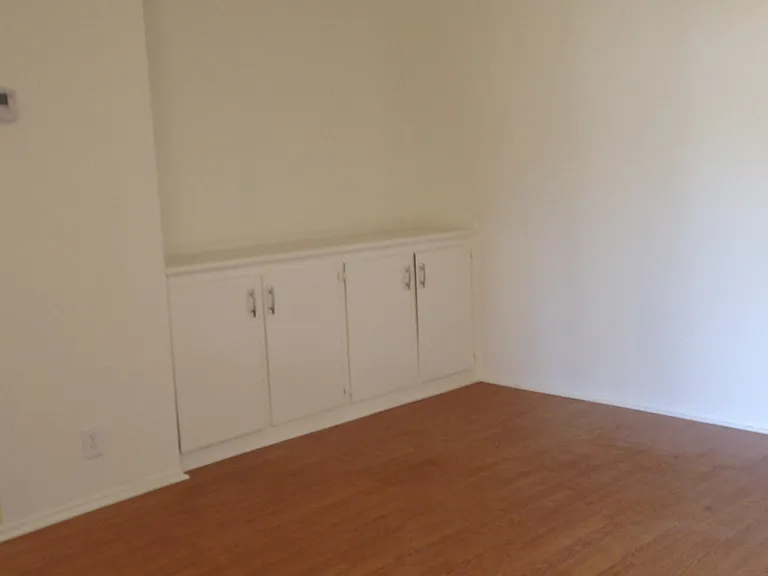 709 Atkins St — Photo 11